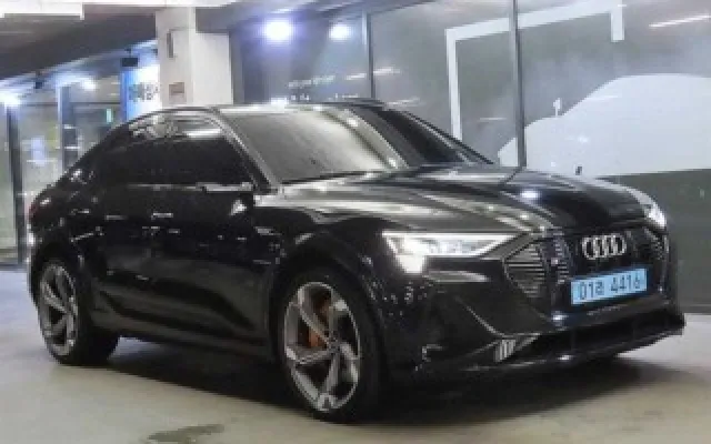 인천신용회복자동차할부 e-트론 S 스포트백 매물 사진 8 - 2024/12 31,245km