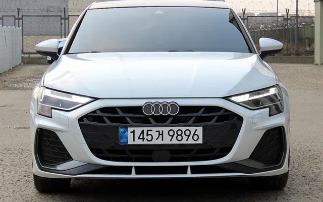 인천신용회복자동차할부 A3(8Y) 40 TFSI 프리미엄 매물 사진 19 - 2025/05 15,407km
